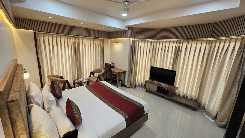 Imagen de la habitación del Hotel Sainik Grand. Foto 13