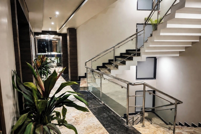 Imagen de la habitación del Hotel Sainik Grand. Foto 16