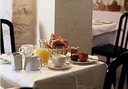 Imagen general del Hotel Saint Andre. Foto 7