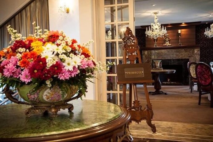 Imagen de los interiores del Hotel Saint Andrews. Foto 19