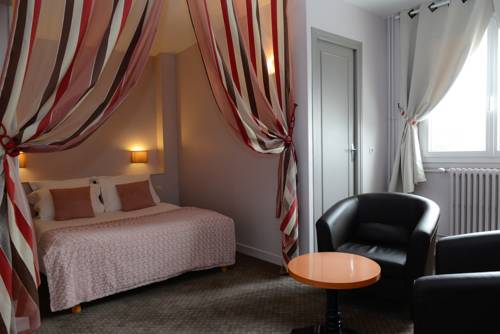 Imagen de la habitación del Hotel Saint Aubin. Foto 12