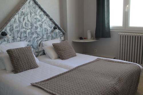 Imagen de la habitación del Hotel Saint Aubin. Foto 17