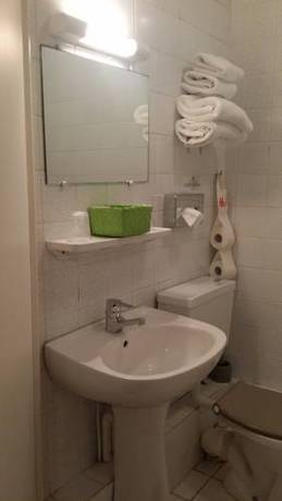 Imagen de la habitación del Hotel Saint Aubin. Foto 19