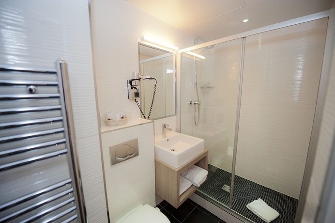 Imagen de la habitación del Hotel Saint Charles. Foto 16