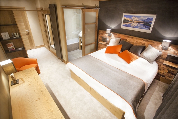Imagen de la habitación del Hotel Saint Charles and Spa. Foto 2