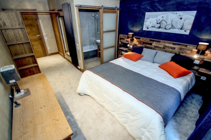 Imagen de la habitación del Hotel Saint Charles and Spa. Foto 9
