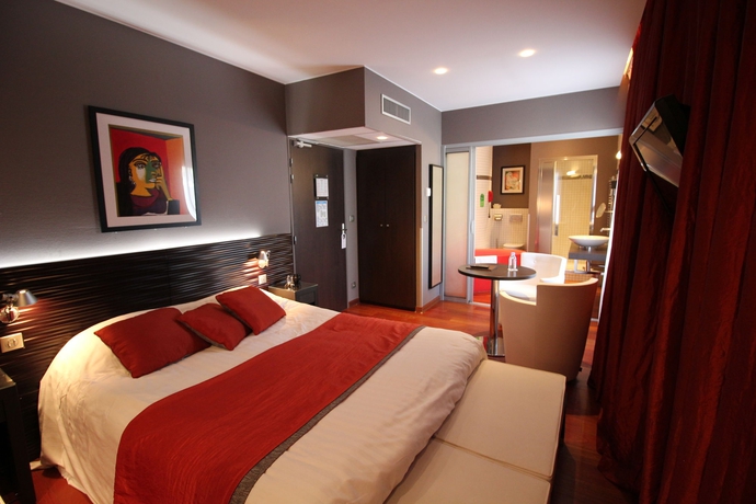 Imagen de la habitación del Hotel Saint Christophe, Aix en Provence. Foto 6