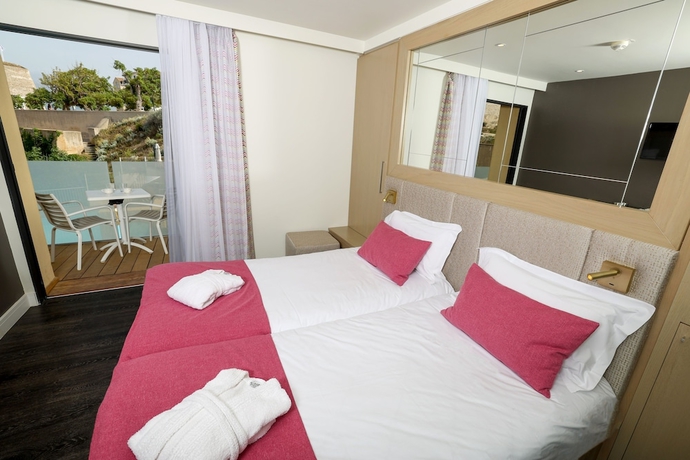 Imagen de la habitación del Hotel Saint Christophe, Calvi. Foto 6