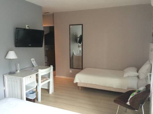 Imagen de la habitación del Hotel Saint Clair, La Grande Motte. Foto 8