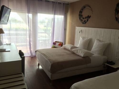 Imagen de la habitación del Hotel Saint Clair, La Grande Motte. Foto 9