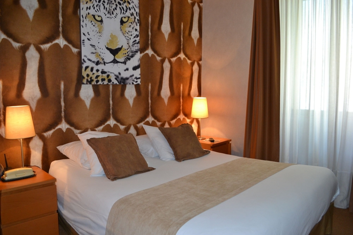 Imagen de la habitación del Hotel Saint Ferreol. Foto 8