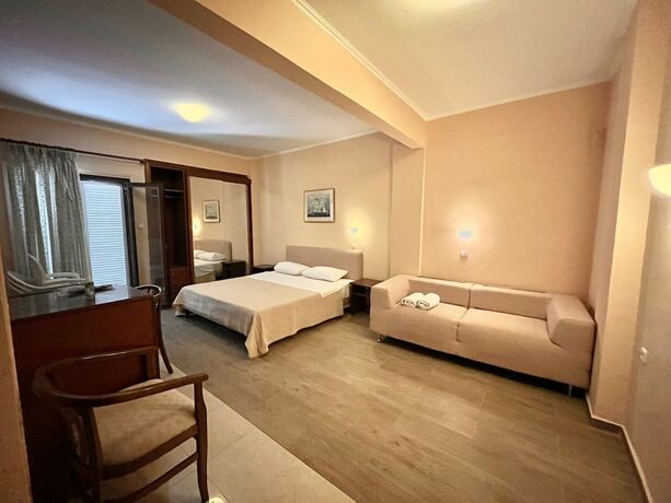 Imagen de la habitación del Hotel Saint George, Asprovalta. Foto 19