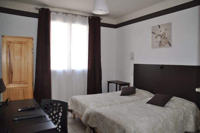 Imagen de la habitación del Hotel Saint George Avignon. Foto 10