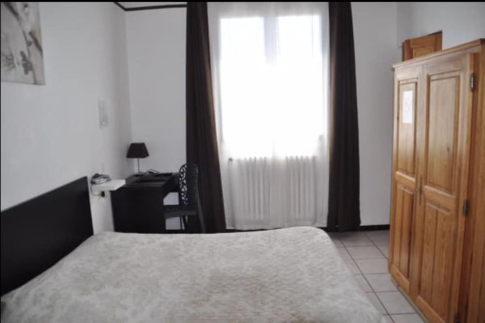 Imagen de la habitación del Hotel Saint George Avignon. Foto 15