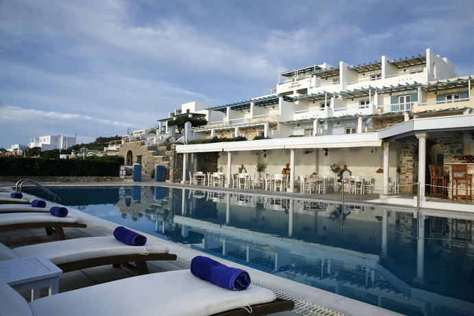 Imagen de los exteriores del Hotel Saint George, Marpissa. Foto 12