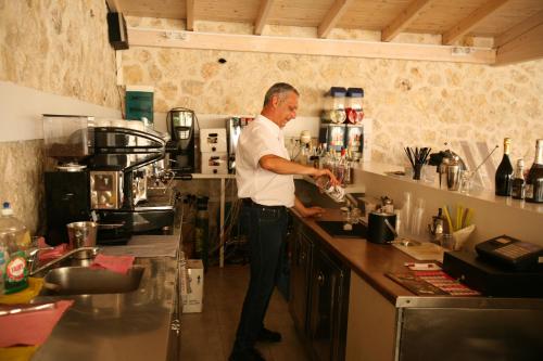 Imagen general del Hotel Saint George Palace, Agios Georgios Pagon. Foto 5