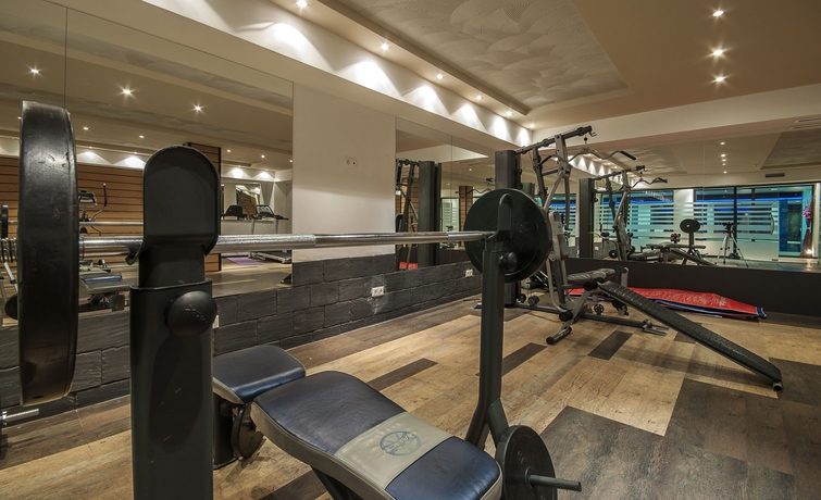 Imagen de los interiores del Hotel Saint George Palace. Foto 15