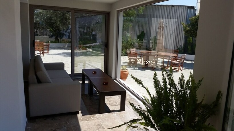 Imagen de los interiores del Hotel Saint George Resort. Foto 29