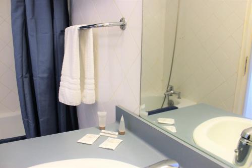 Imagen de la habitación del Hotel Saint Georges, Face à La Mer. Foto 8