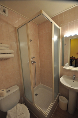 Imagen de la habitación del Hotel Saint Georges Lafayette. Foto 10