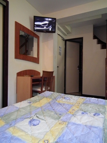 Imagen de la habitación del Hotel Saint Georges, Lourdes. Foto 7