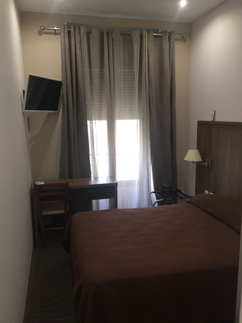 Imagen de la habitación del Hotel Saint Georges, Niza. Foto 7
