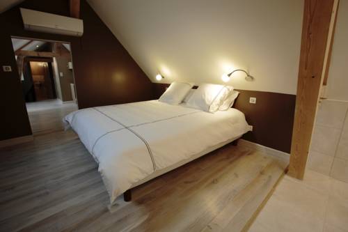 Imagen de la habitación del Hotel Saint Georges, Troyes. Foto 10