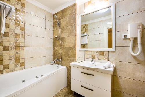 Imagen de la habitación del Hotel Saint Germain, Braila. Foto 10