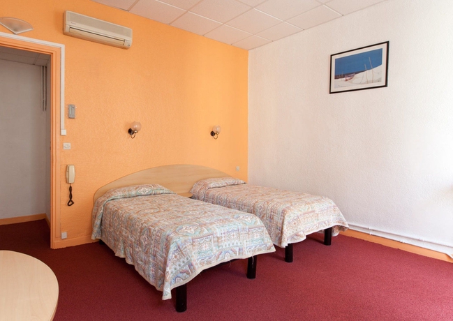 Imagen de la habitación del Hotel Saint Gothard Nice. Foto 3