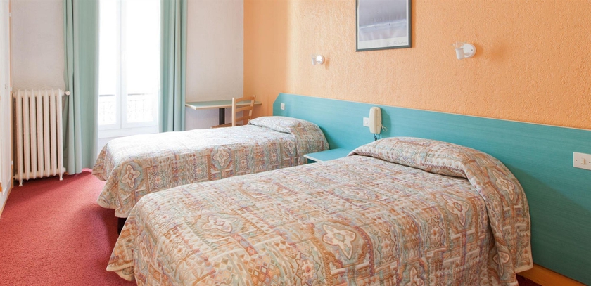 Imagen de la habitación del Hotel Saint Gothard Nice. Foto 9