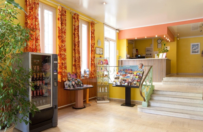 Imagen de los interiores del Hotel Saint Gothard Nice. Foto 16