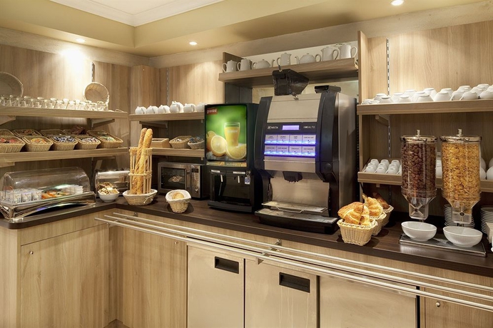 Imagen del bar/restaurante del Hotel Saint Honore. Foto 4