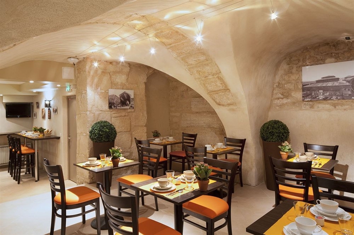 Imagen del bar/restaurante del Hotel Saint Honore. Foto 6