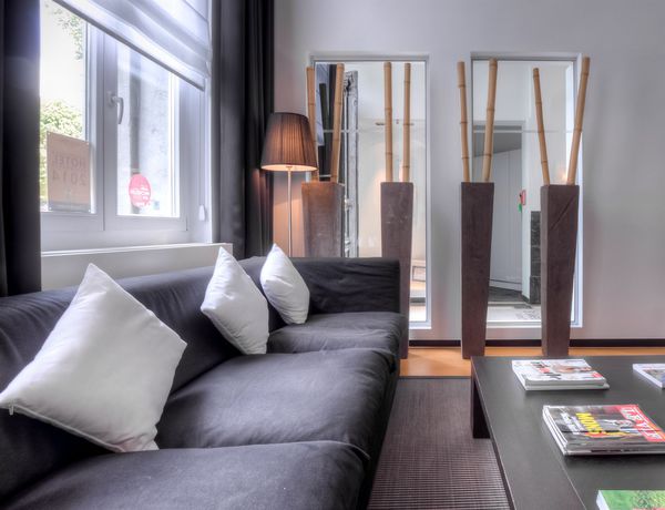 Imagen de los interiores del Hotel Saint James. Foto 14