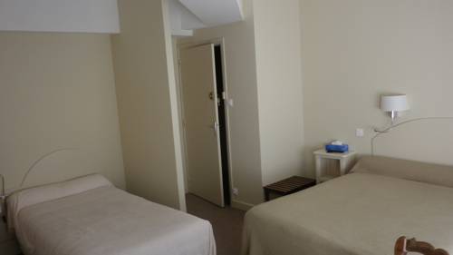 Imagen de la habitación del Hotel Saint Jean, CHALON SUR SAONE. Foto 2