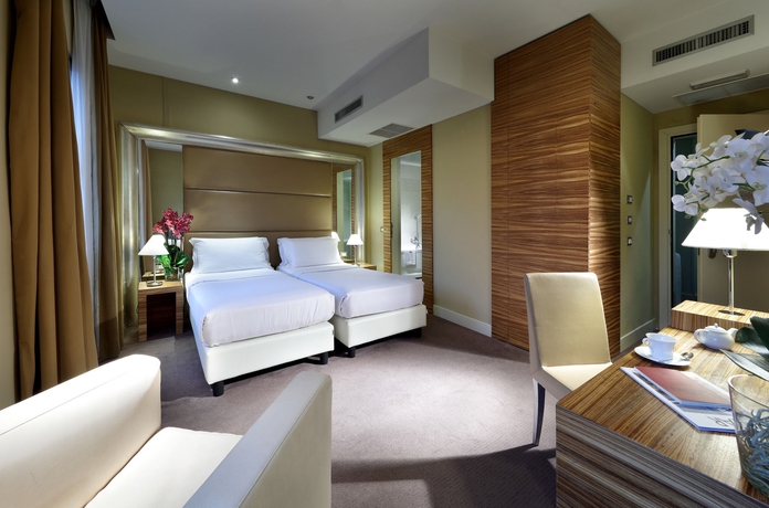 Imagen de la habitación del Hotel Saint John. Foto 7