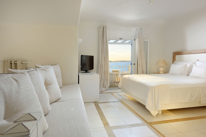 Imagen de la habitación del Hotel Saint John Villas and Spa. Foto 8