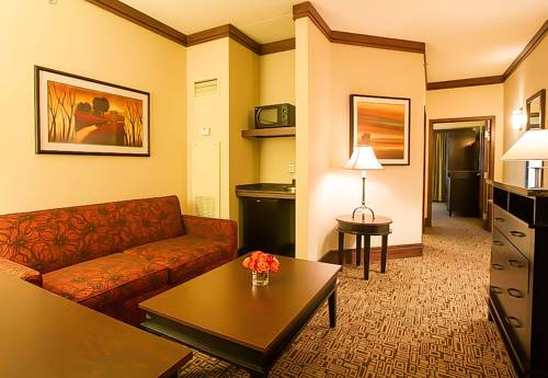 Imagen de la habitación del Hotel Saint John's Resort. Foto 6