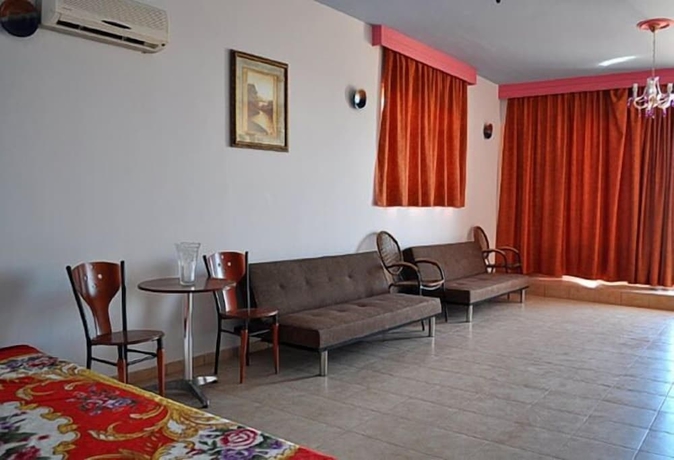 Imagen de la habitación del Hotel Saint Konstantin Beach Apartments. Foto 8