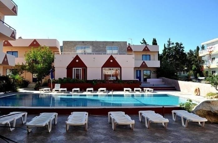Imagen general del Hotel Saint Konstantin Beach Apartments. Foto 1