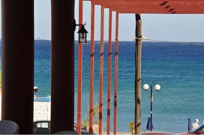 Imagen de los exteriores del Hotel Saint Konstantin Beach Apartments. Foto 16