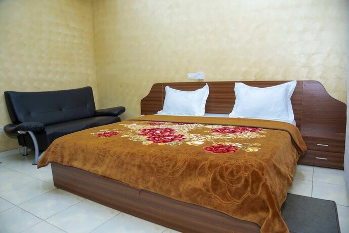 Imagen general del Hotel Saint Lazaros. Foto 10