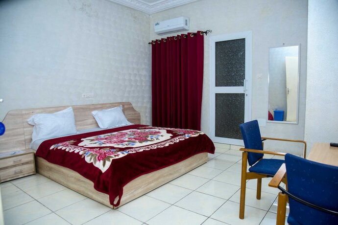 Imagen general del Hotel Saint Lazaros. Foto 13