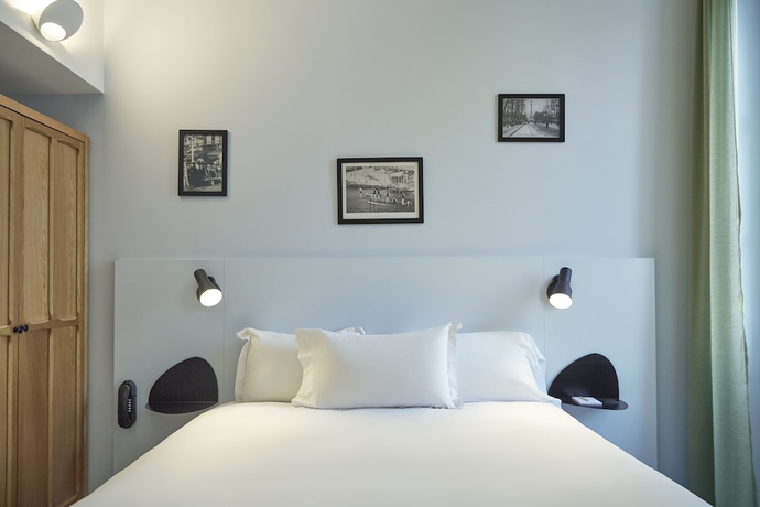 Imagen de la habitación del Hotel Saint Louis – Vieux Port. Foto 4