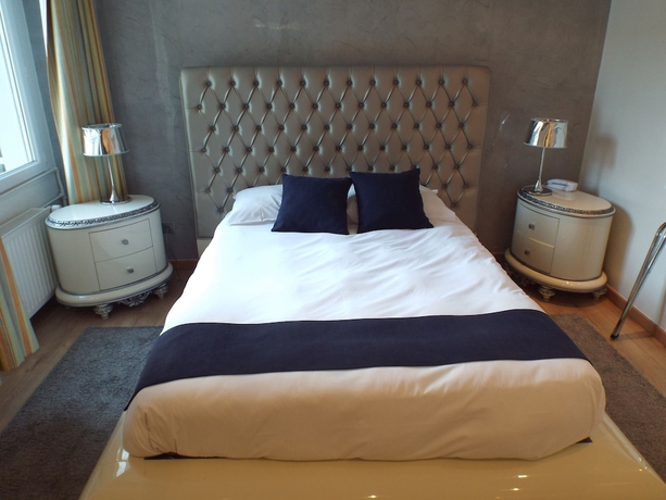 Imagen de la habitación del Hotel Saint Martin. Foto 9