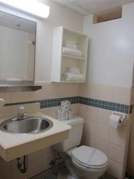 Imagen de los exteriores del Hotel Saint Mary's University Residence Summer Accommodations. Foto 10