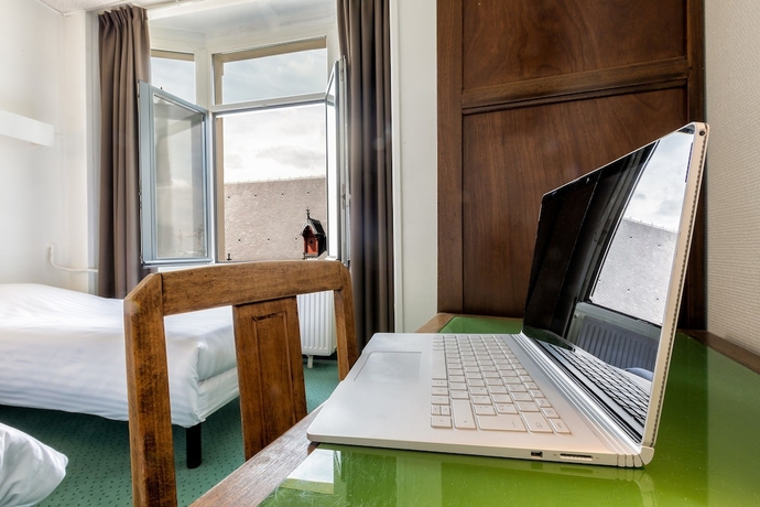 Imagen de la habitación del Hotel Saint Maurice. Foto 11