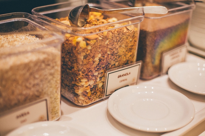 Imagen del bar/restaurante del Hotel Saint Moritz Hplus Express. Foto 7