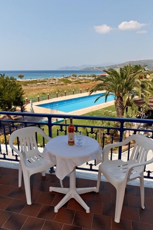 Imagen general del Hotel Saint Nicholas, Samos. Foto 10