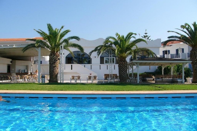 Imagen general del Hotel Saint Nicholas, Samos. Foto 13